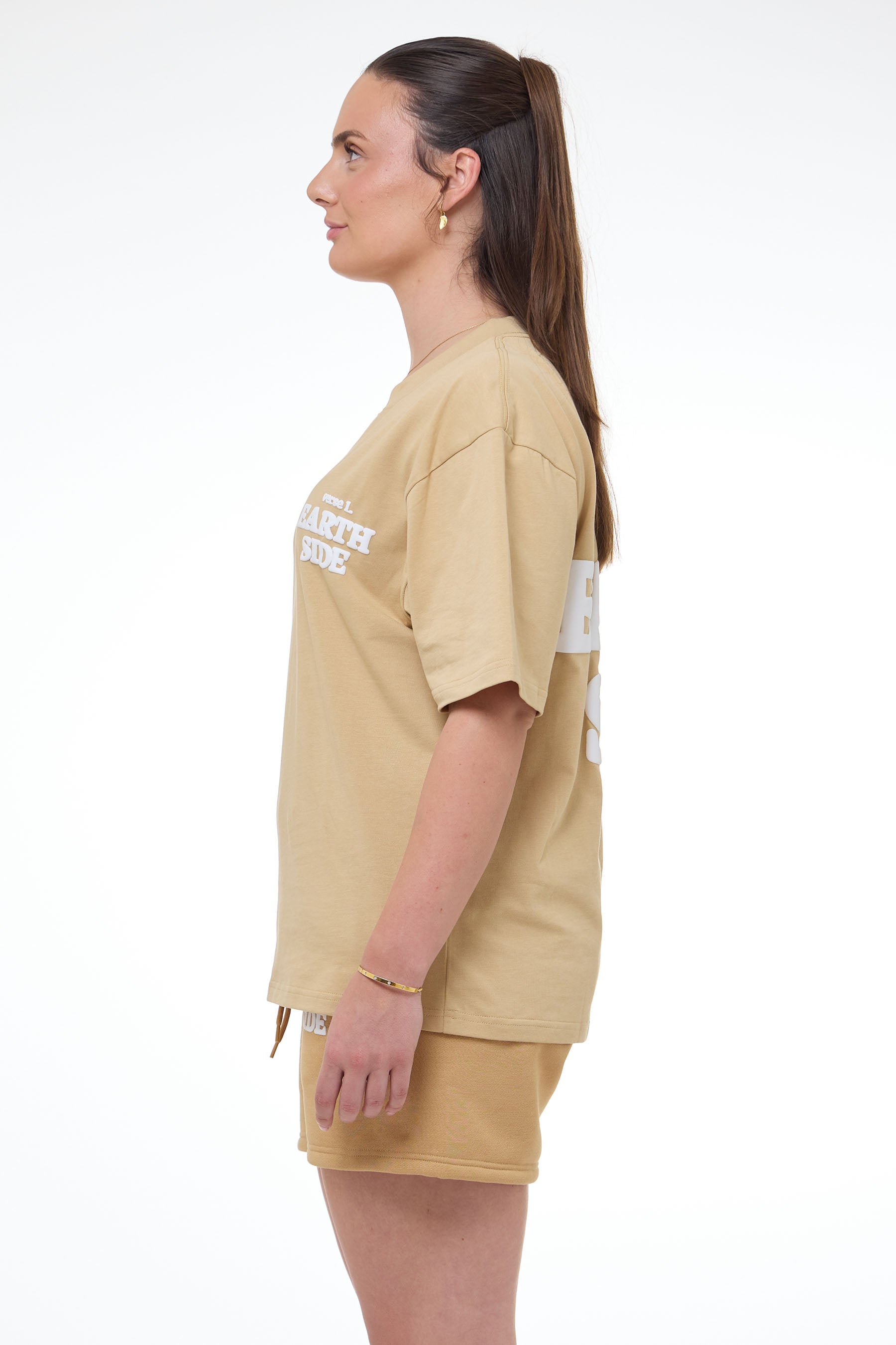 Verse 1 T-shirt Patina Gold