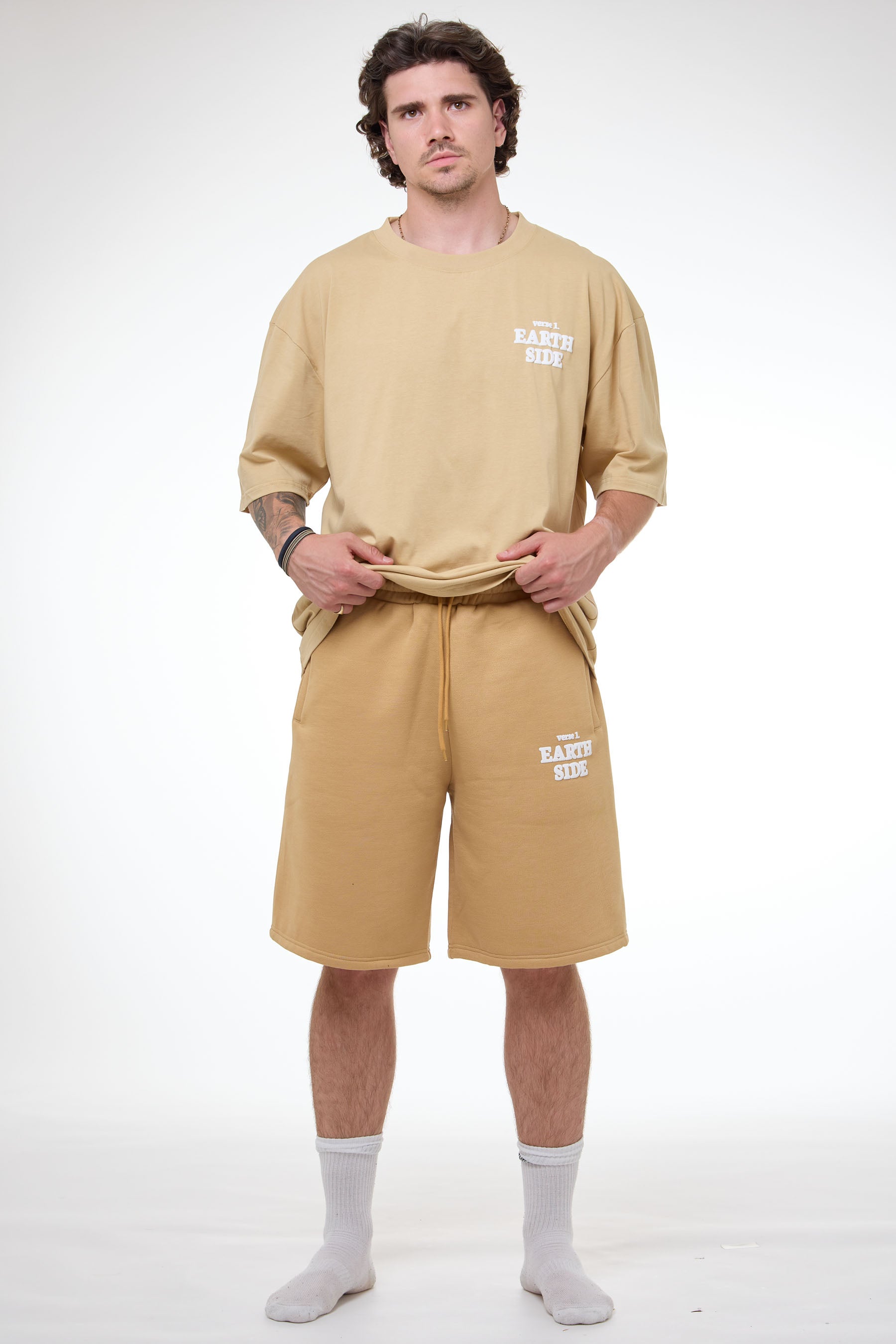 Verse 1 Sweatshorts Patina Gold