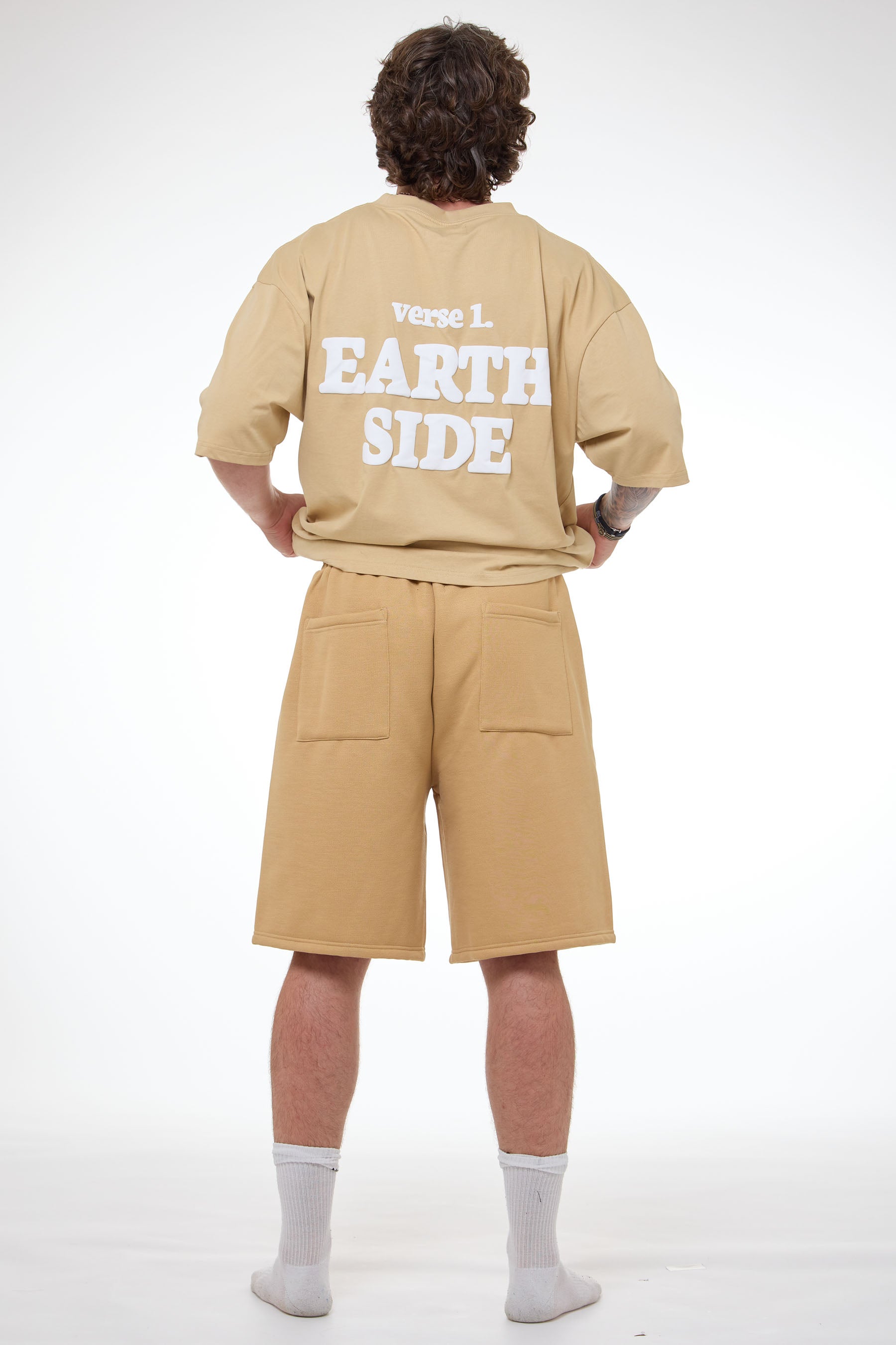 Verse 1 Sweatshorts Patina Gold