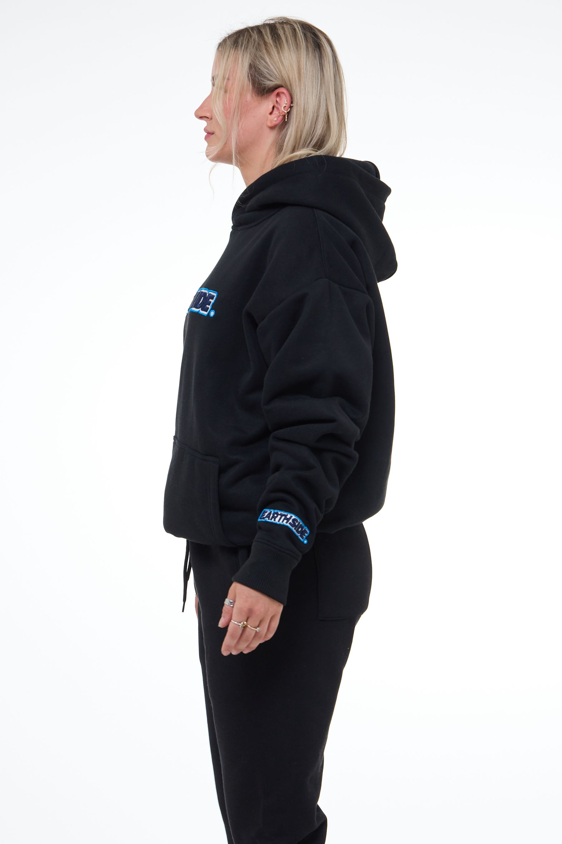 Earthside Hoodie Black