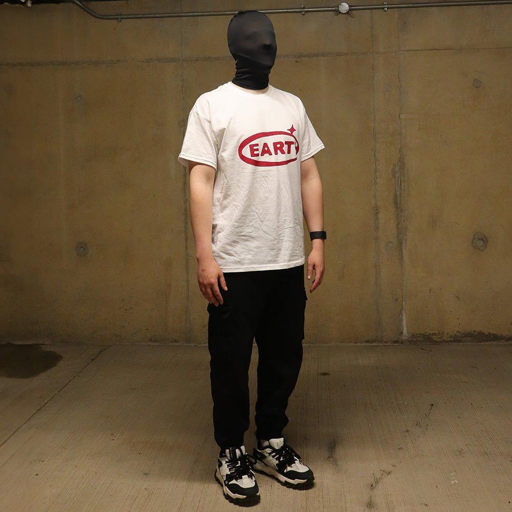 Oval T - shirt - White/Red - Earthside